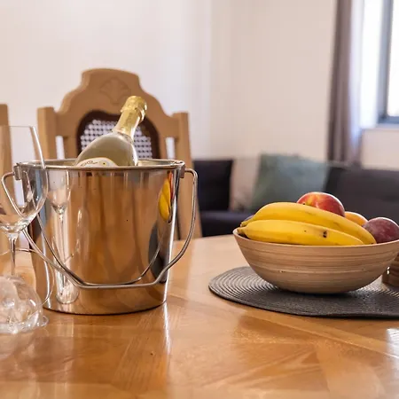 Atrium 3 Bedroom 2 Bath Family