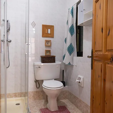 Atrium 3 Bedroom 2 Bath Family