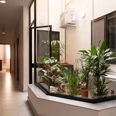 Atrium 3 Bedroom 2 Bath Family شقة *