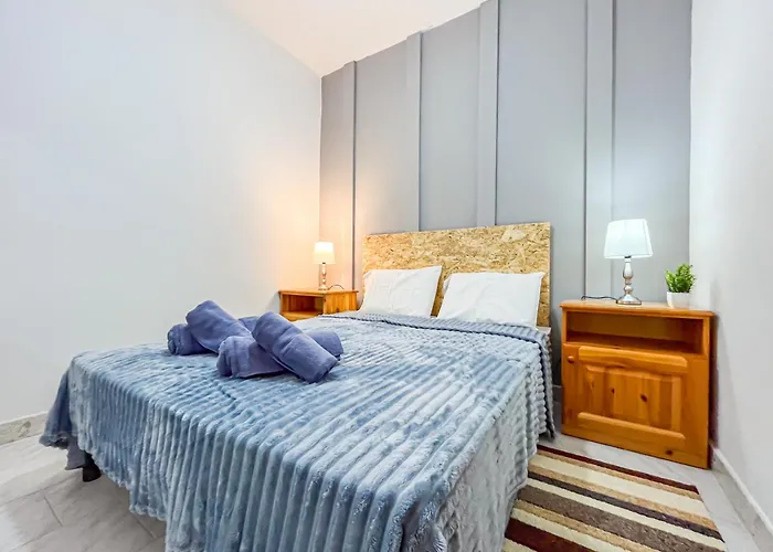 Atrium 3 Bedroom 2 Bath Family Appartement Mellieħa